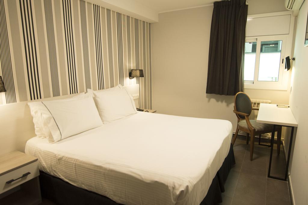 New Hotel Colon Mataró Quarto foto